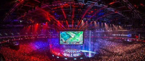 不仅需要具 不仅需要具