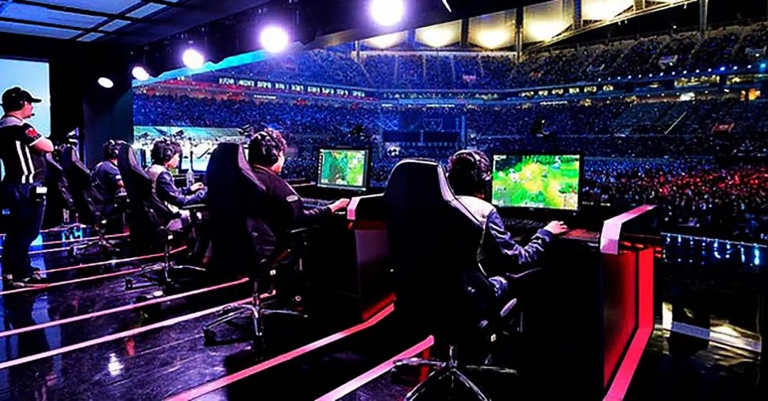 也成为了媒 也成为了媒