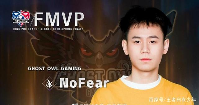 他多次依靠 他多次依靠